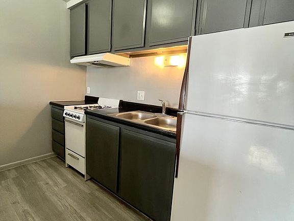 2nd image of 4750 Lafayette Ave #475010