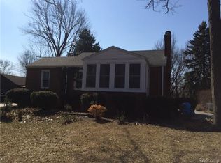 25251 W Chicago St, Redford, MI 48239