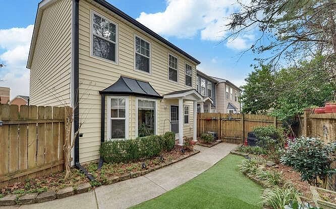 1st image of 1898 Norcross Chase Cir
