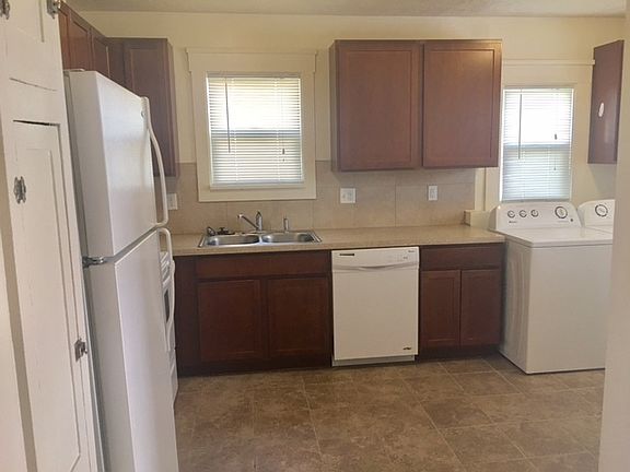 5th image of 1920 8th Ave APT 3
