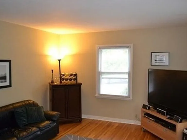 8229 Nicollet Ave S — Photo 10