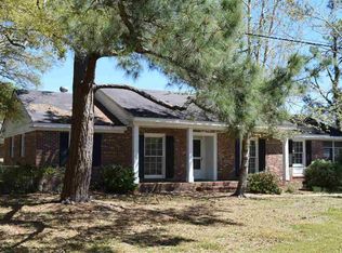 510 7th Ave N, Surfside Beach, SC 29575
