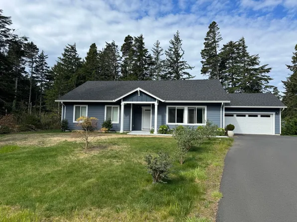 140 Mahala Way, Otter Rock, OR 97369
