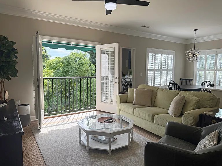 106 Sunset Cir #202 — Photo 14