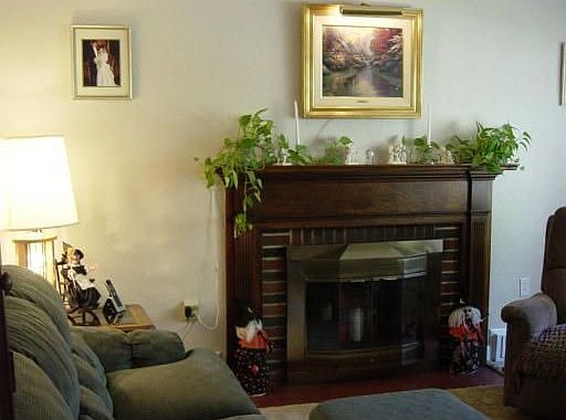 2nd image of 25 Hillview Ave
