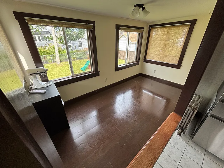 12 Eliot St — Photo 8