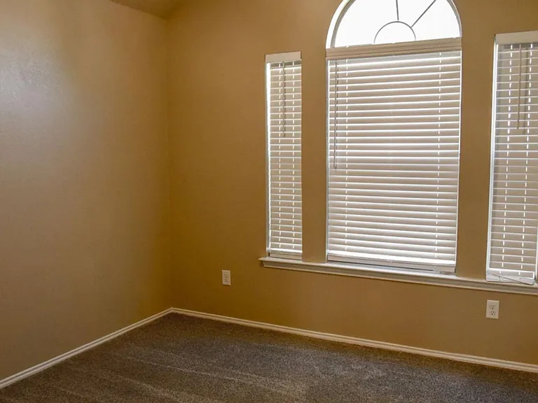 112 Misty View Ln — Photo 14