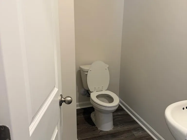127 Starlight St — Photo 6
