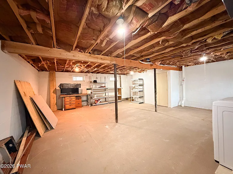 811 Hickory Ct — Photo 27