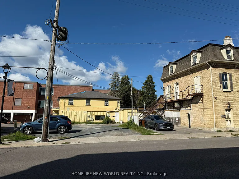 219 A Hibernia St #B — Photo 1