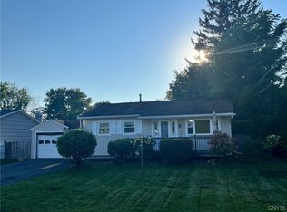 7907 Walnut Pl, Liverpool, NY 13090