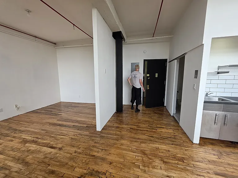 476 Jefferson St #322 — Photo 9