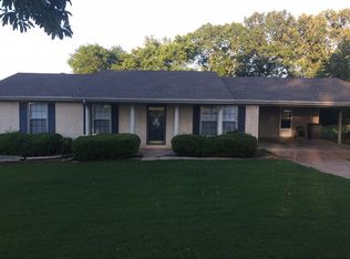 100 Wayne Dr, Killen, AL 35645