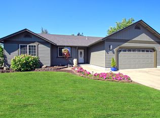 1910 8th St, Springfield, OR 97477