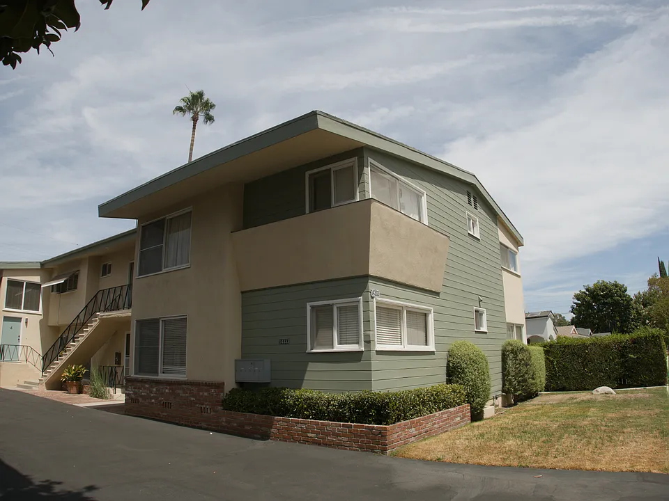 14333 Albers St #3