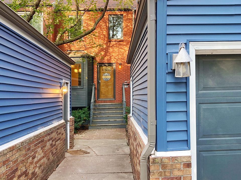 Front entry with one-car garage
