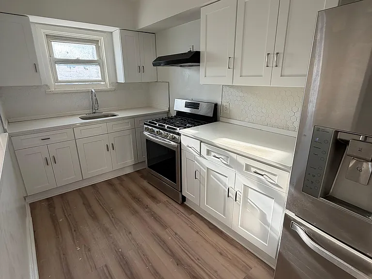 89 Oraton St #2 — Photo 1