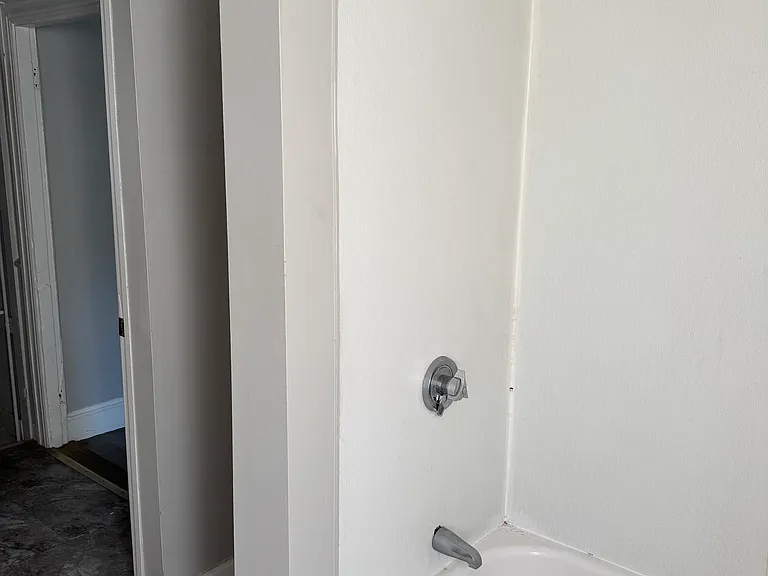 48 Andem St #1 — Photo 7