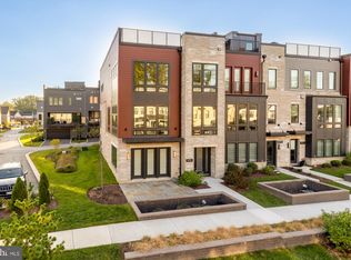 9775 Sanvitalia St, Bethesda, MD 20817