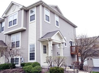 11S455 Rachael Ct, Willowbrook, IL 60527