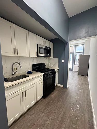 21 Harding Ave #1 Photo 1