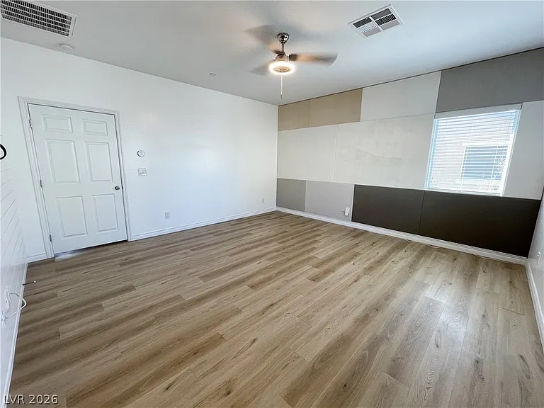 7035 Denio Island St — Photo 25