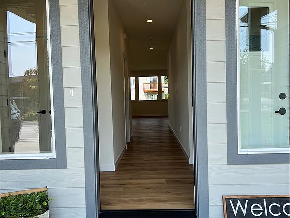 3rd image of 7807 NW 272nd Street NW