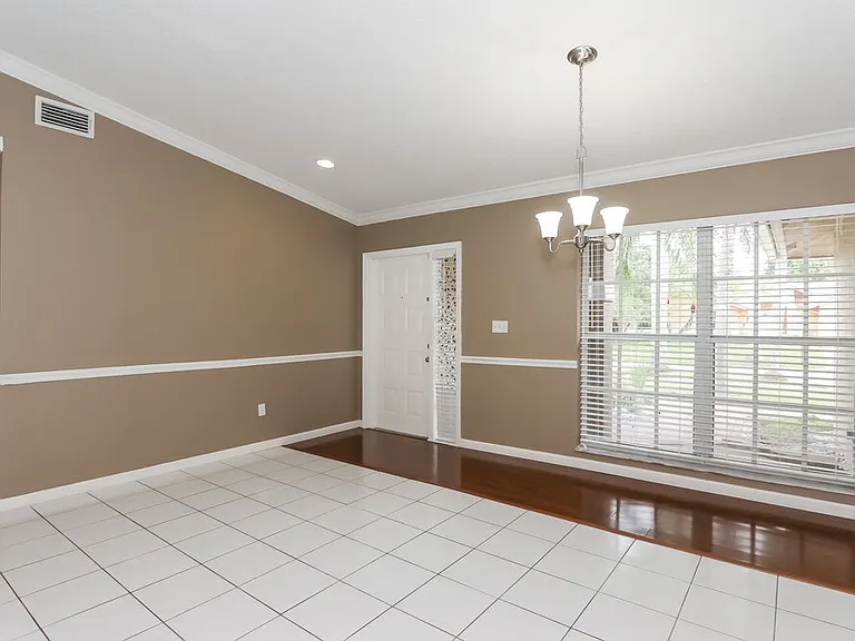 16580 SW 145th Ct — Photo 3