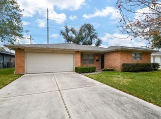 1406 Foxwood Rd, Houston, TX 77008