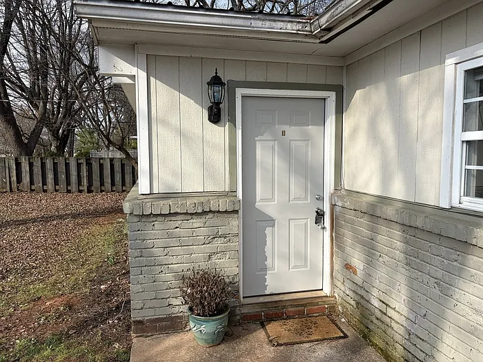 2212 Old Blue Spring Rd NW #B — Photo 2