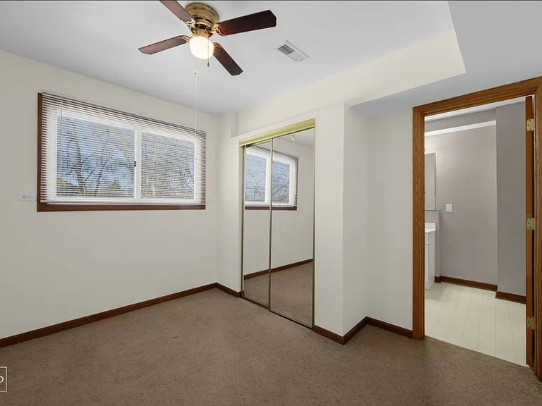 105 E Red Oak Ave — Photo 18