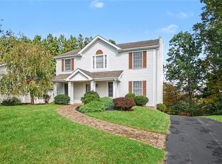324 Haldeman Dr, Cranberry Township, PA 16066