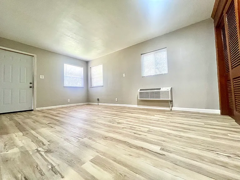 57 Kingery Ct #21 — Photo 4