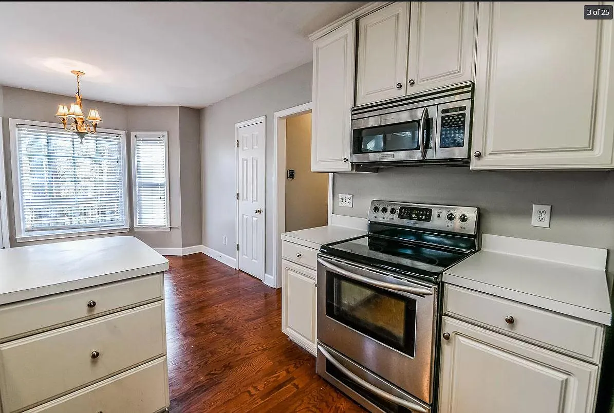 6 bed, 3.5 bath, 3549 sqft, $3,000 — Photo 3