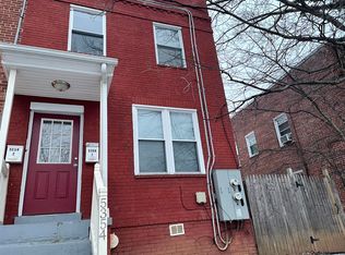 5354 Ames St NE APT 2, Washington, DC 20019
