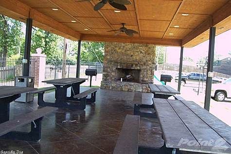 3rd image of 503 Lakeland Dr APT E5