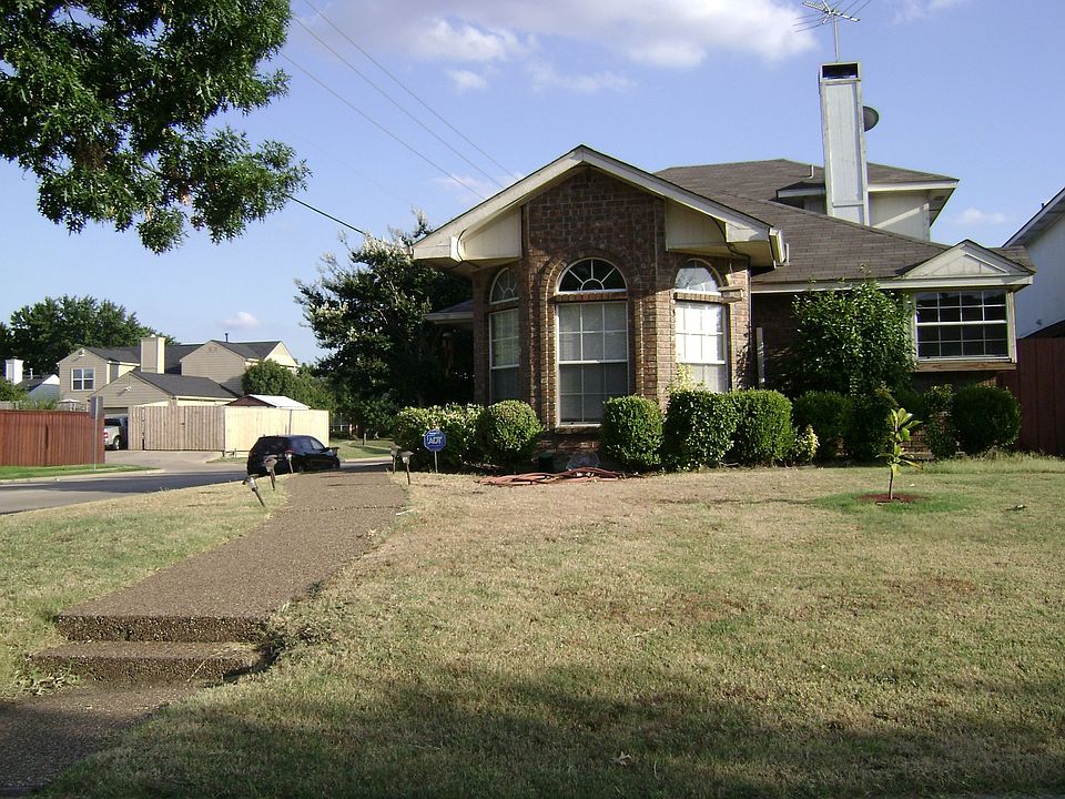 1st image of 2034 Greenview Dr #A