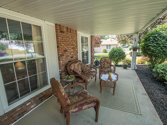 2nd image of 14964 Sherwood Dr