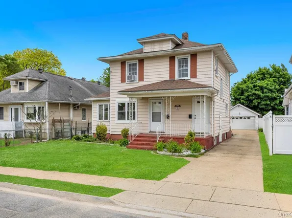 2758 Central Avenue, Baldwin, NY 11510