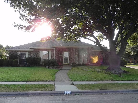 2nd image of 1600 Clemson Ct