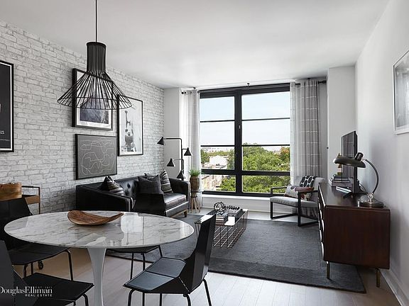 3rd image of 365 Bond St APT A519