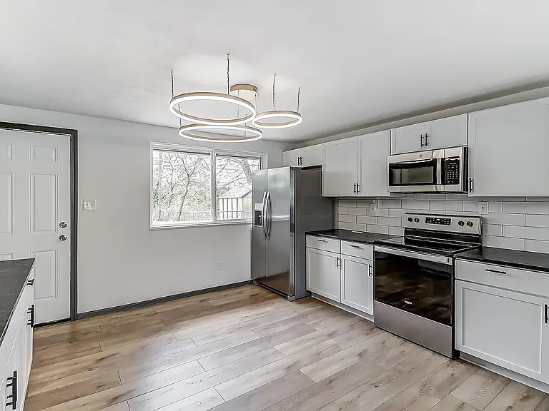 3505 Penfield Rd — Photo 8