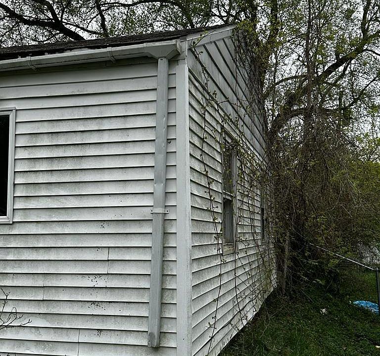 2nd image of 1917 Swygart Ave