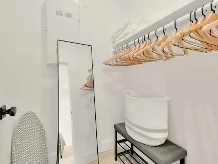 1630 K St NE #3 — Photo 11