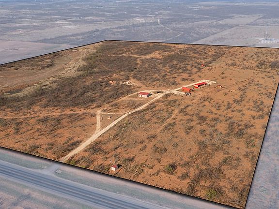 3rd image of 829 Ranch Road 33