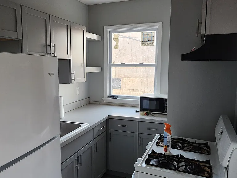 9412 Ravenswood Ave #1 — Photo 7