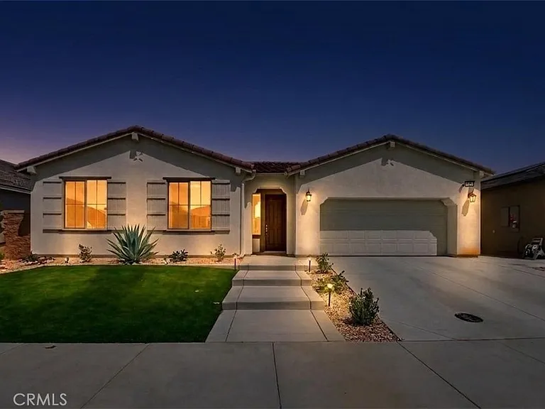 9521 Venetian Way — Photo 3