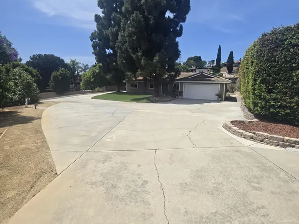 4126 Avocado Blvd, La Mesa, CA 91941