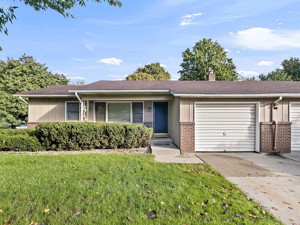 1st image of 2941 Mulford Dr SE