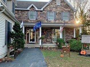 59 E Saylor Ave, Plains, PA 18702